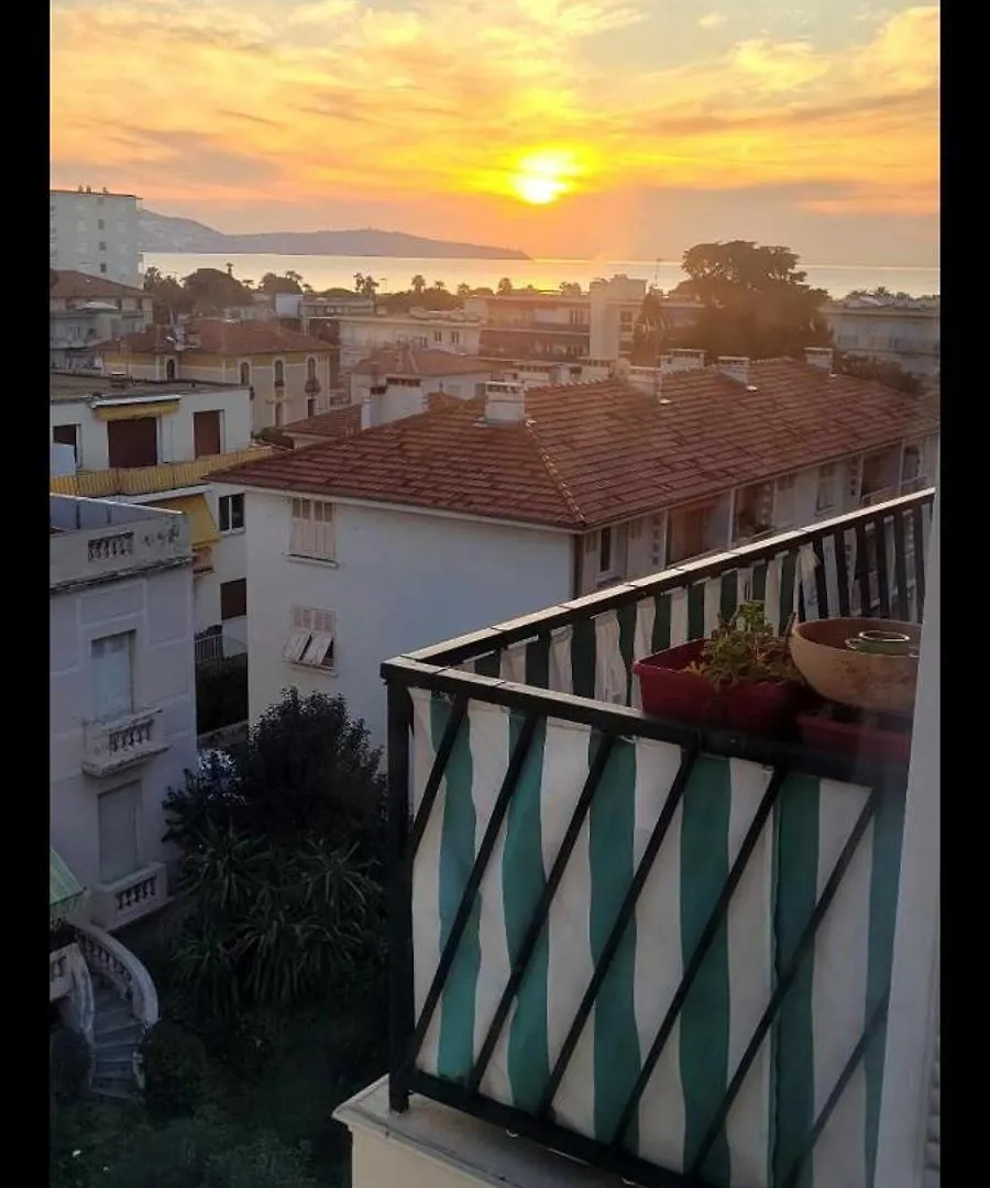 Apartment 3 Pieces Bord De Mer Nice